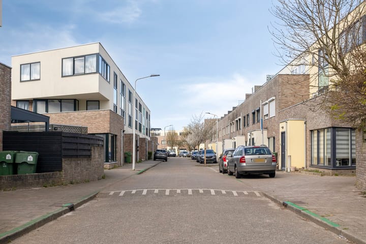 Foto 54 van Rosa de Werdstraat 30