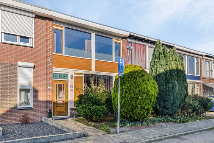 Foto 1 van van Nagellstraat 18