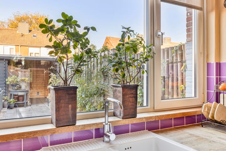 Foto 15 van van Nagellstraat 18