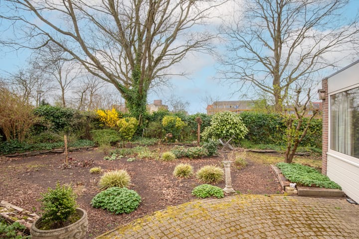 Photo 44 of Mahonialaan 12