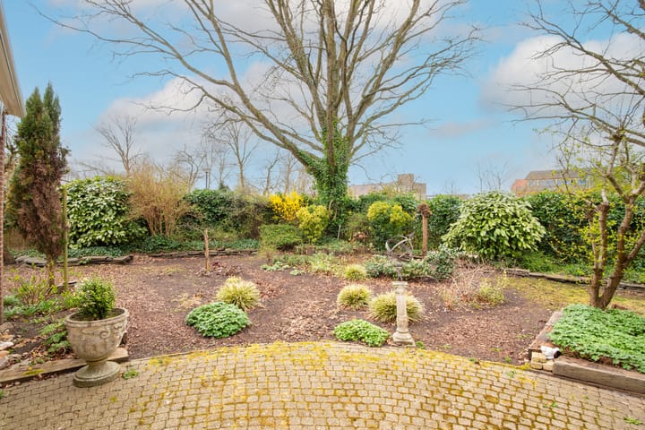 Photo 45 of Mahonialaan 12