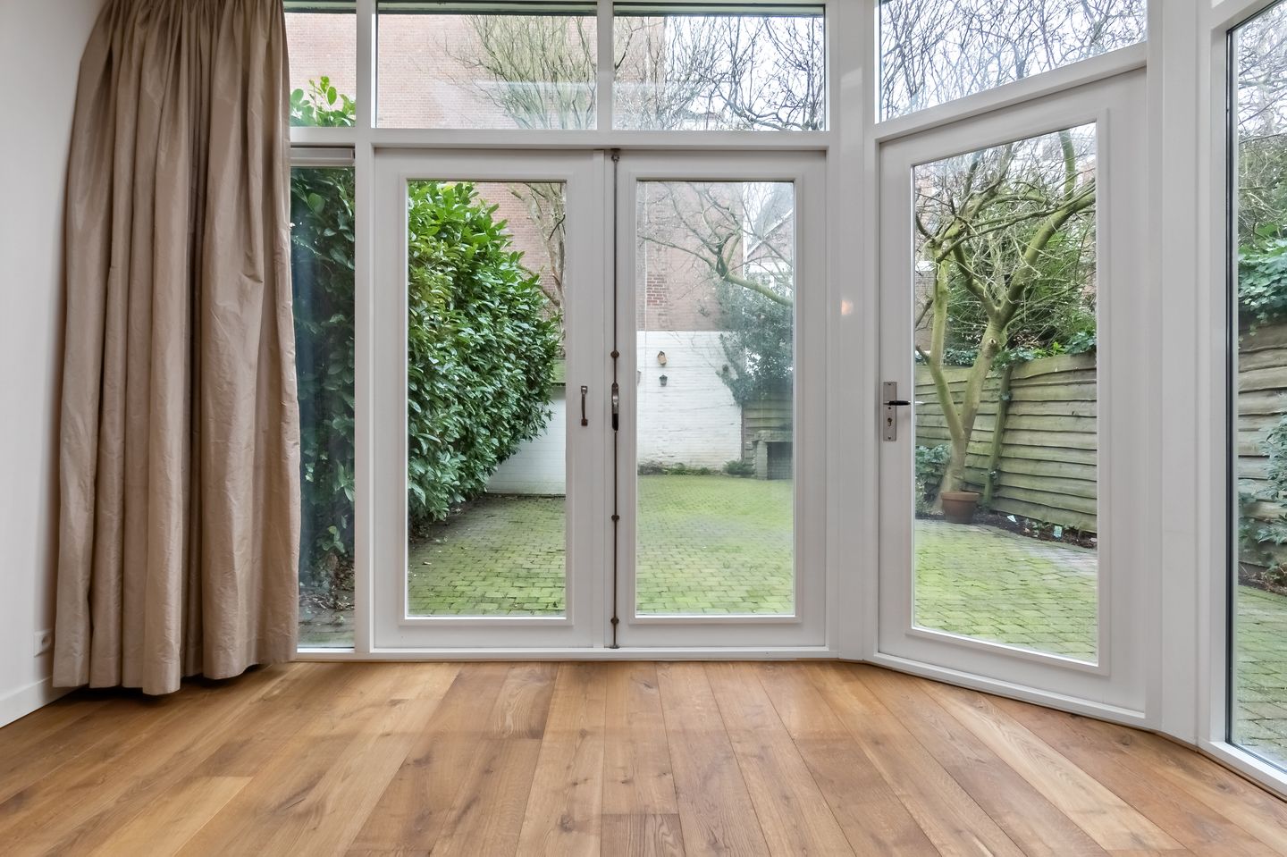 Foto 14 van Riouwstraat 158