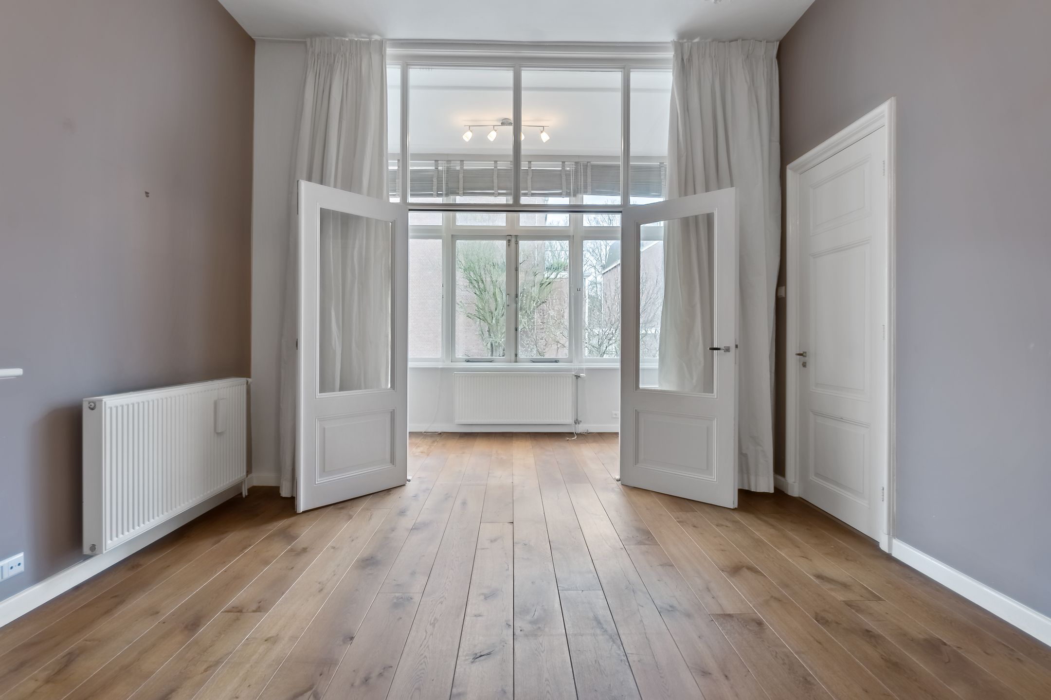 Foto 30 van Riouwstraat 158