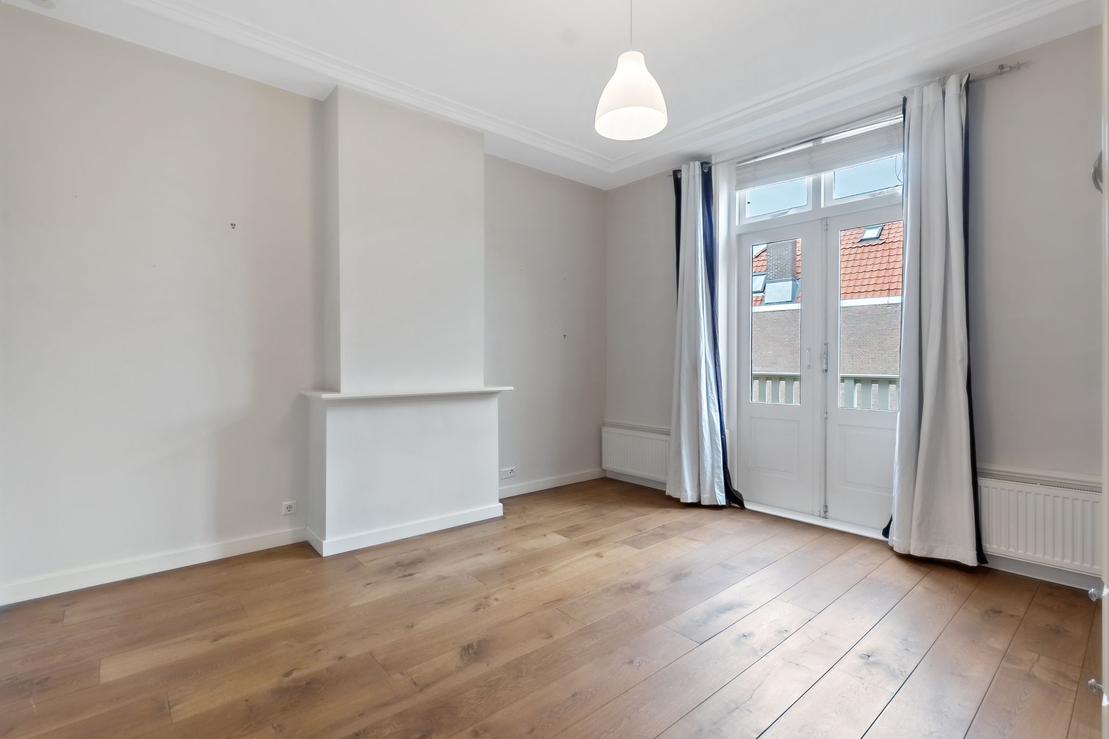 Foto 42 van Riouwstraat 158