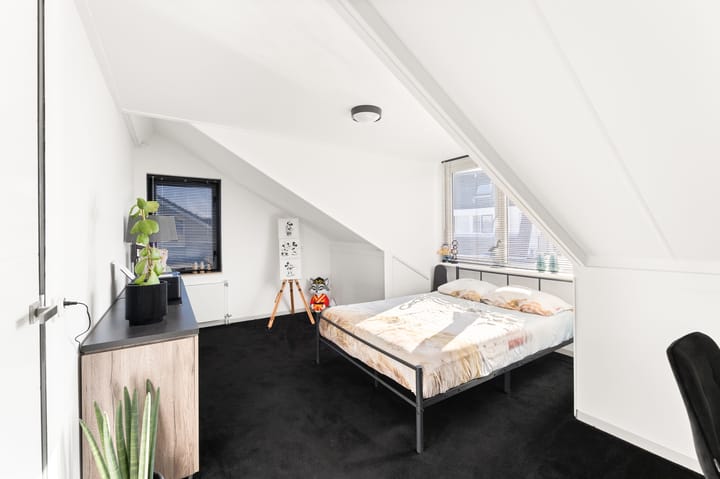 Photo 27 of Marga Klompelaan 18