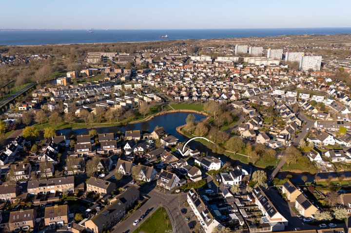 Photo 33 of Marga Klompelaan 18