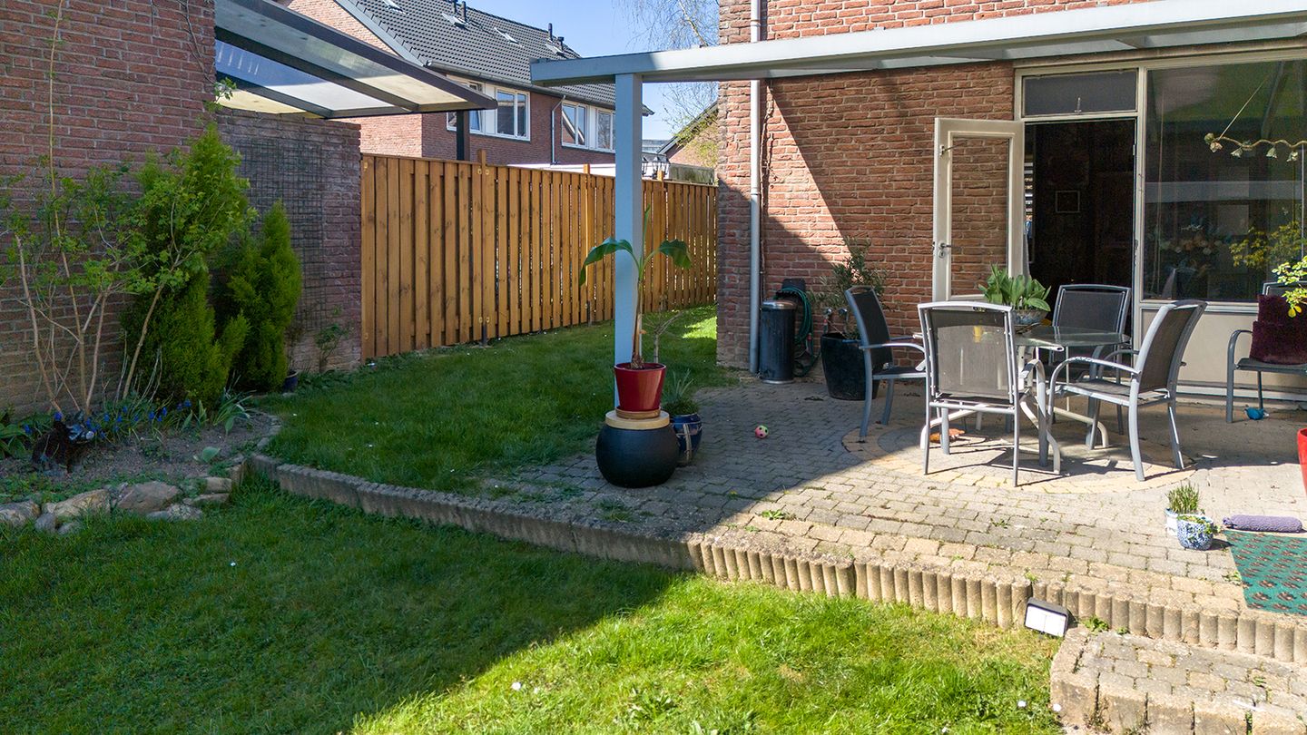 Photo 25 of Caumerstraat 73