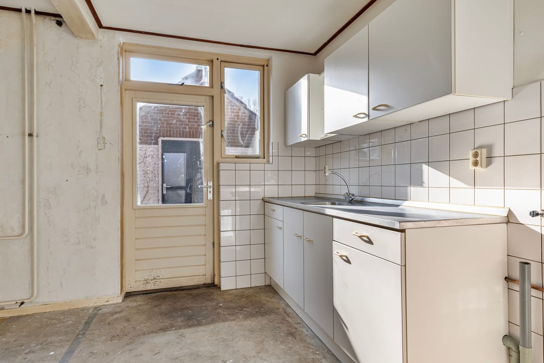 Foto 13 van Deken Oomenstraat 5