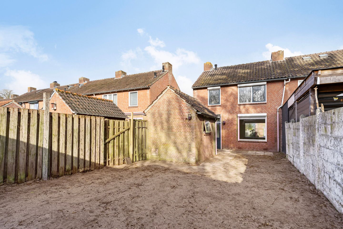 Foto 19 van Deken Oomenstraat 5