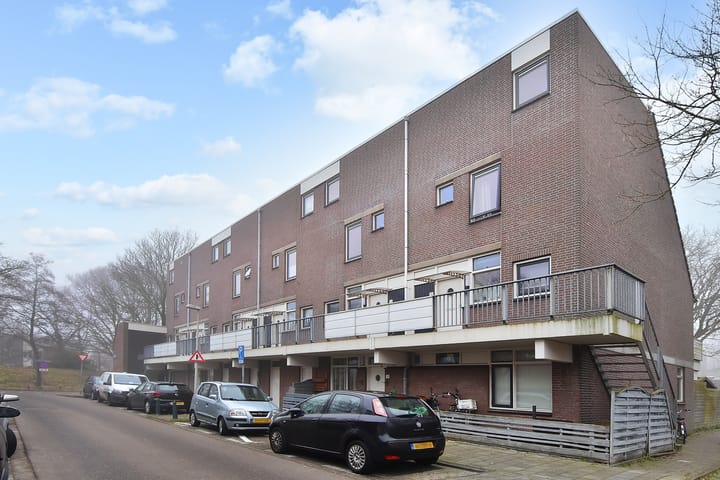 Foto 1 van Claude Debussystraat 10