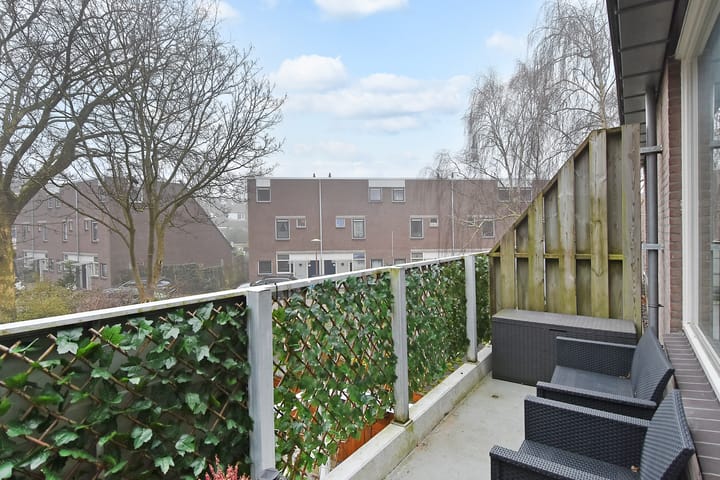 Foto 12 van Claude Debussystraat 10