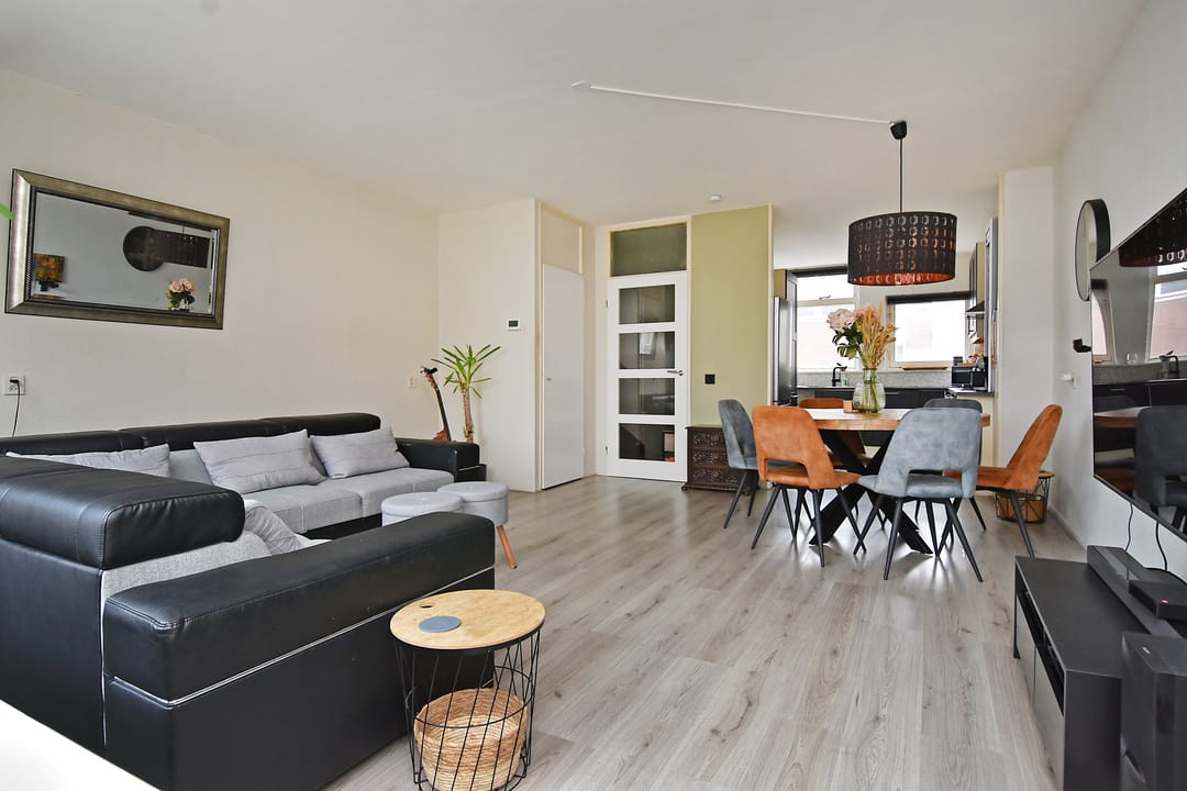 Foto 13 van Claude Debussystraat 10