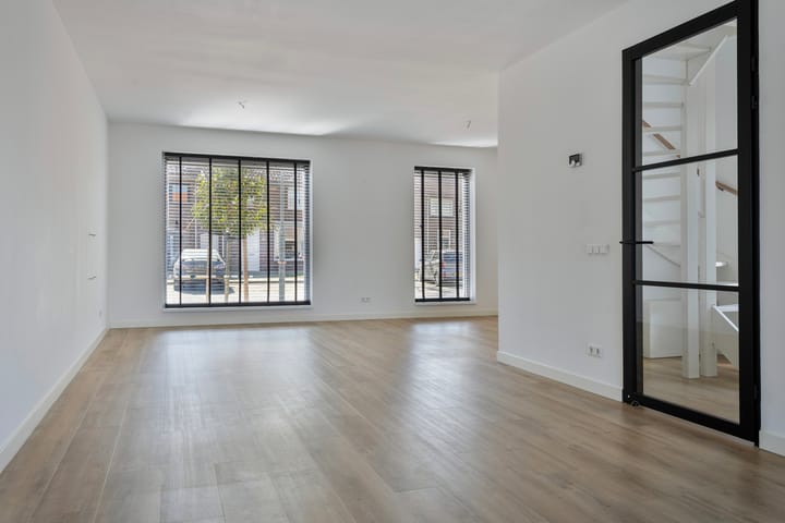 Foto 7 van Pottebakkerstraat 10