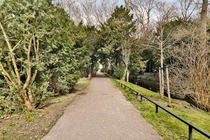 Foto 33 van Groen van Prinstererweg 61