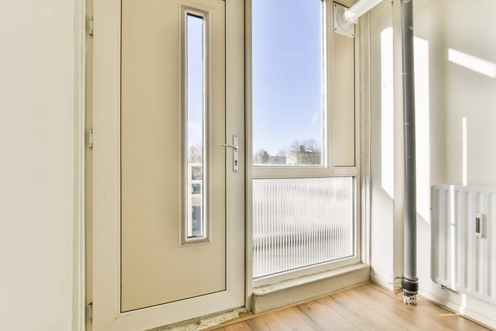 Foto 5 van Van Oldenbarneveltplein 107