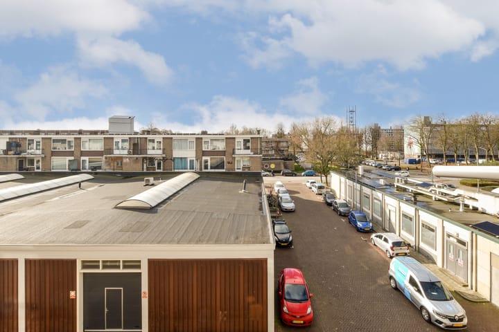 Foto 24 van Van Oldenbarneveltplein 107