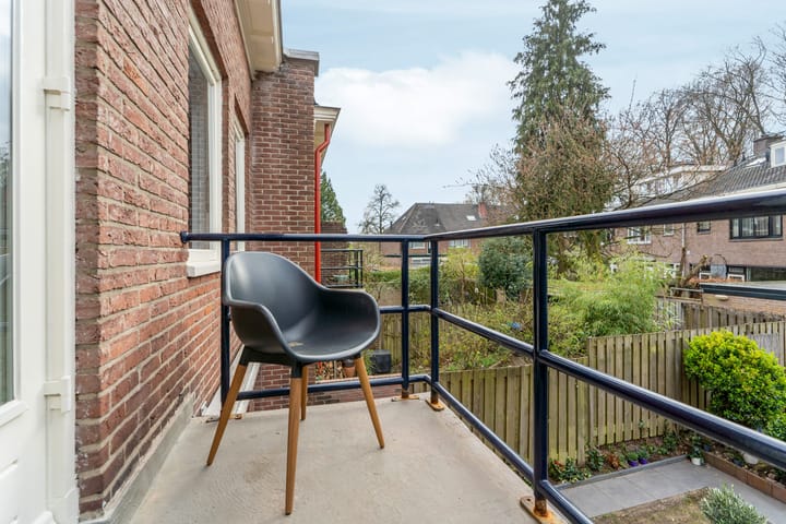 Photo 27 of Vondellaan 71