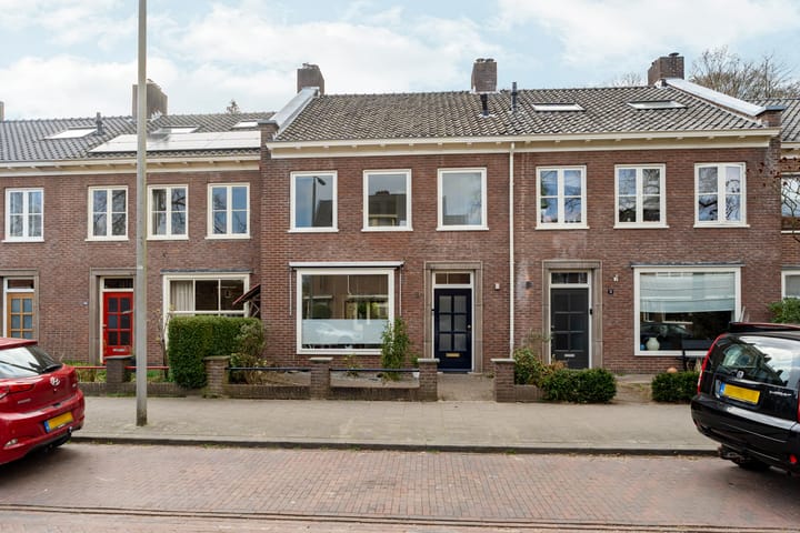 Photo 1 of Vondellaan 71