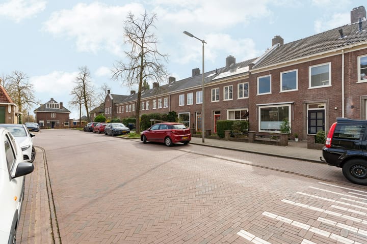 Photo 40 of Vondellaan 71