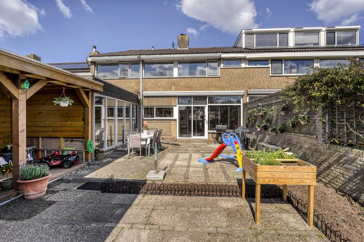 Foto 48 van Carel Fabritiusplantsoen 12