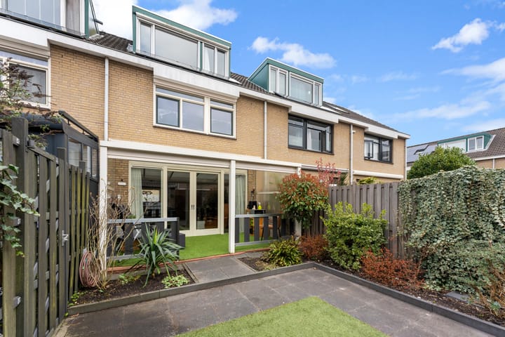 Foto 2 van Adenstraat 8