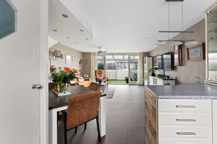 Foto 16 van Adenstraat 8