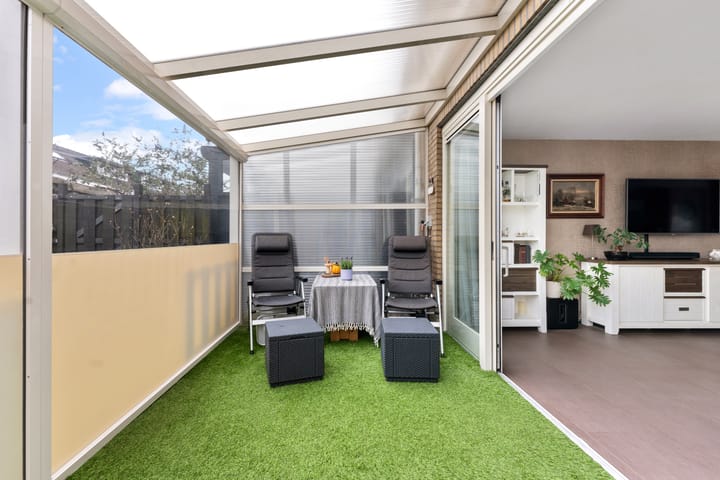 Foto 22 van Adenstraat 8