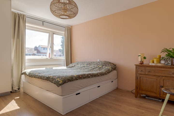 Foto 24 van Cliviastraat 9