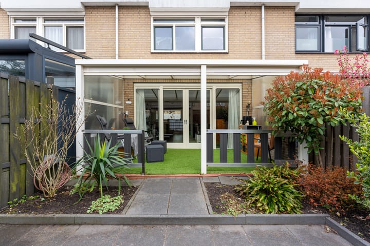 Foto 28 van Adenstraat 8