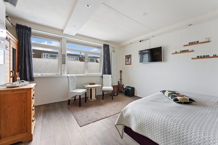 Foto 30 van Adenstraat 8