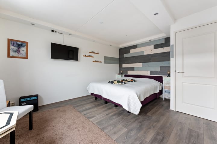 Foto 31 van Adenstraat 8