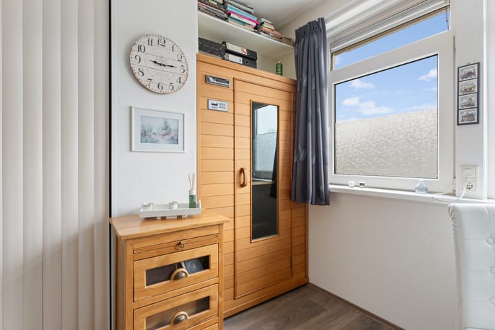 Foto 33 van Adenstraat 8