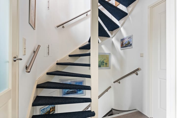 Foto 36 van Adenstraat 8