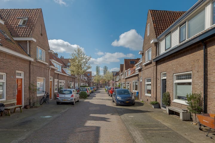 Foto 43 van Cliviastraat 9