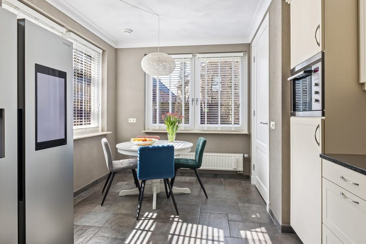 Foto 18 van Pater Thijssenstraat 37