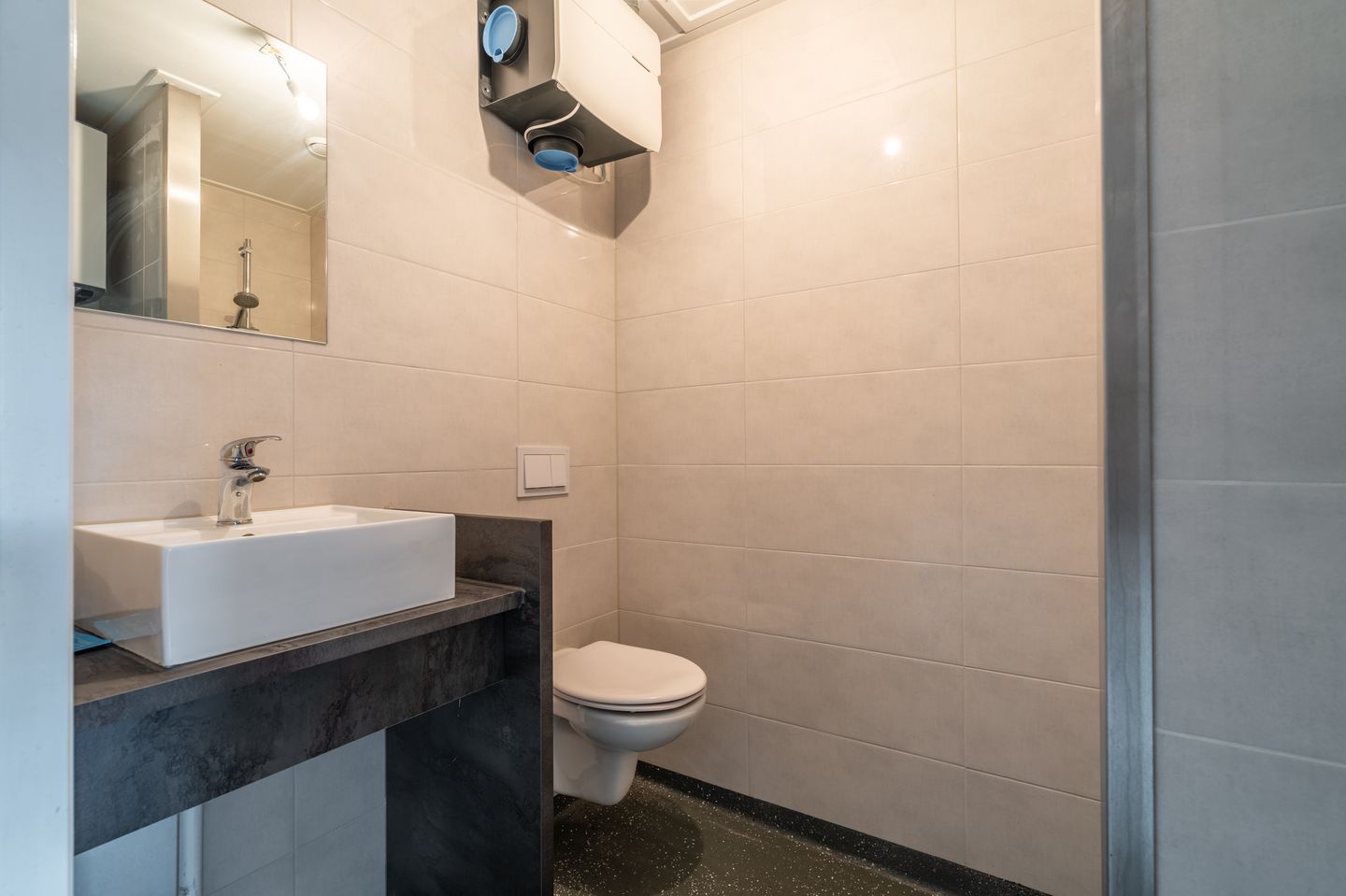 Photo 5 of Kloekhorststraat 16-H