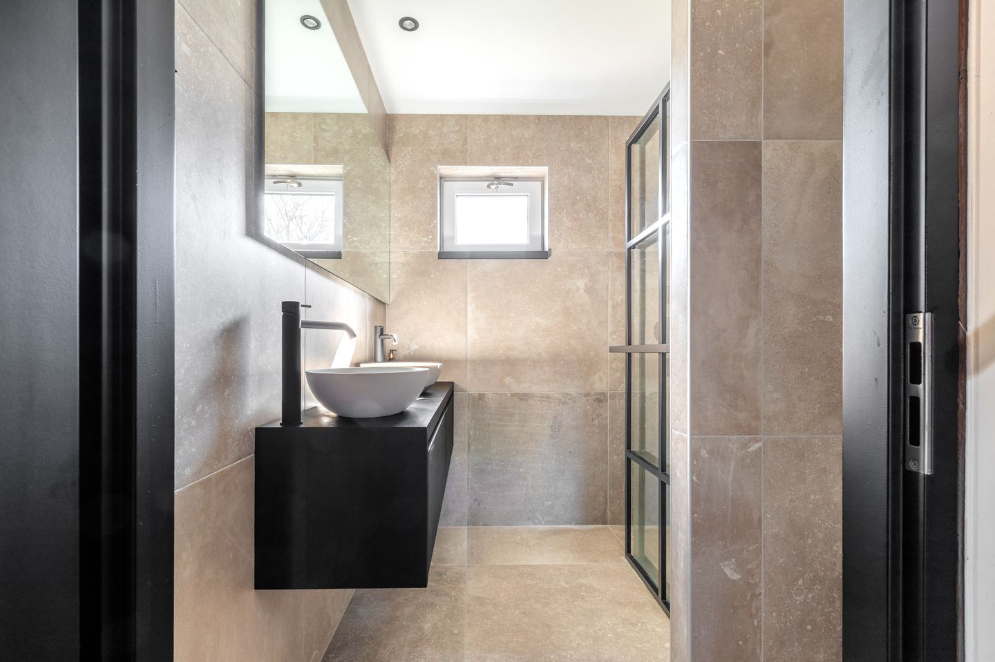 Photo 5 of Delving 79