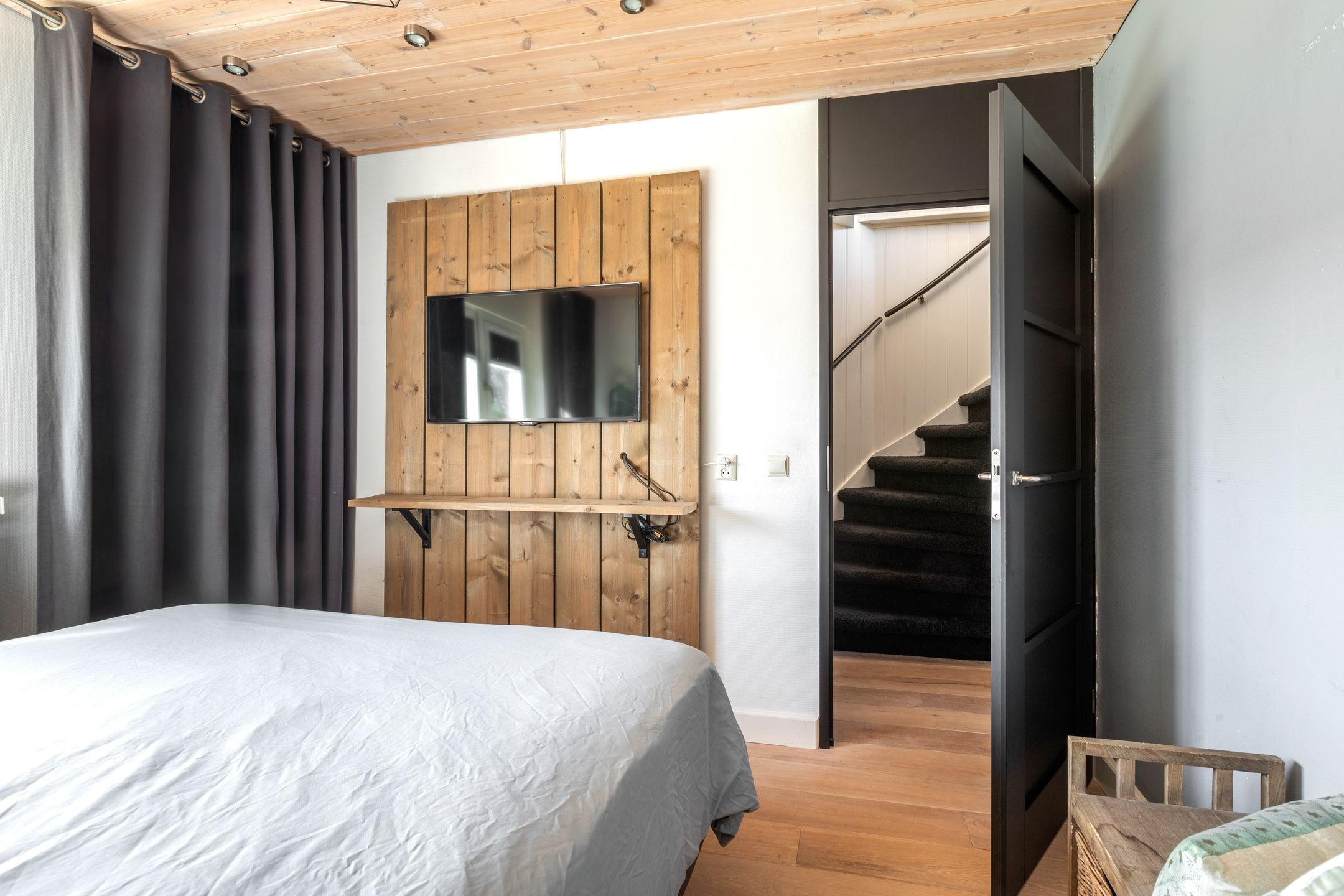 Photo 18 of Delving 79