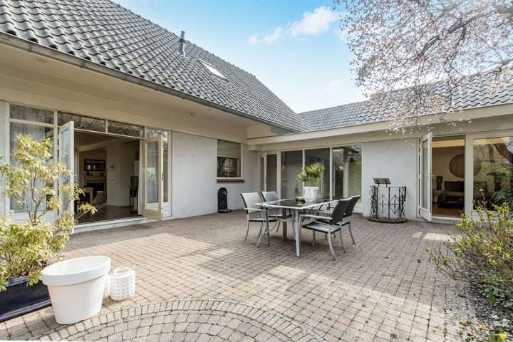 Foto 61 van Susterenhof 25