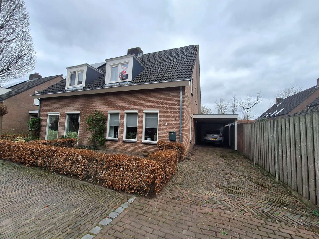 Foto 1 van Piet Leermakersstraat 2