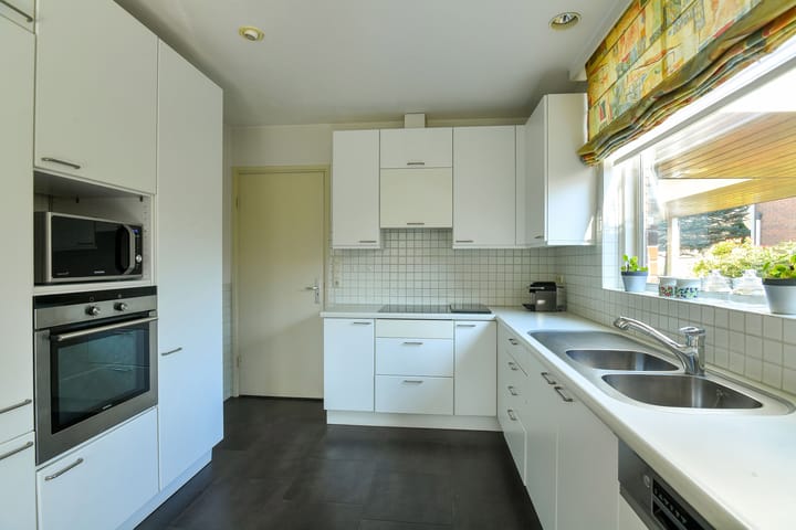 Foto 16 van Jacob Marislaan 7