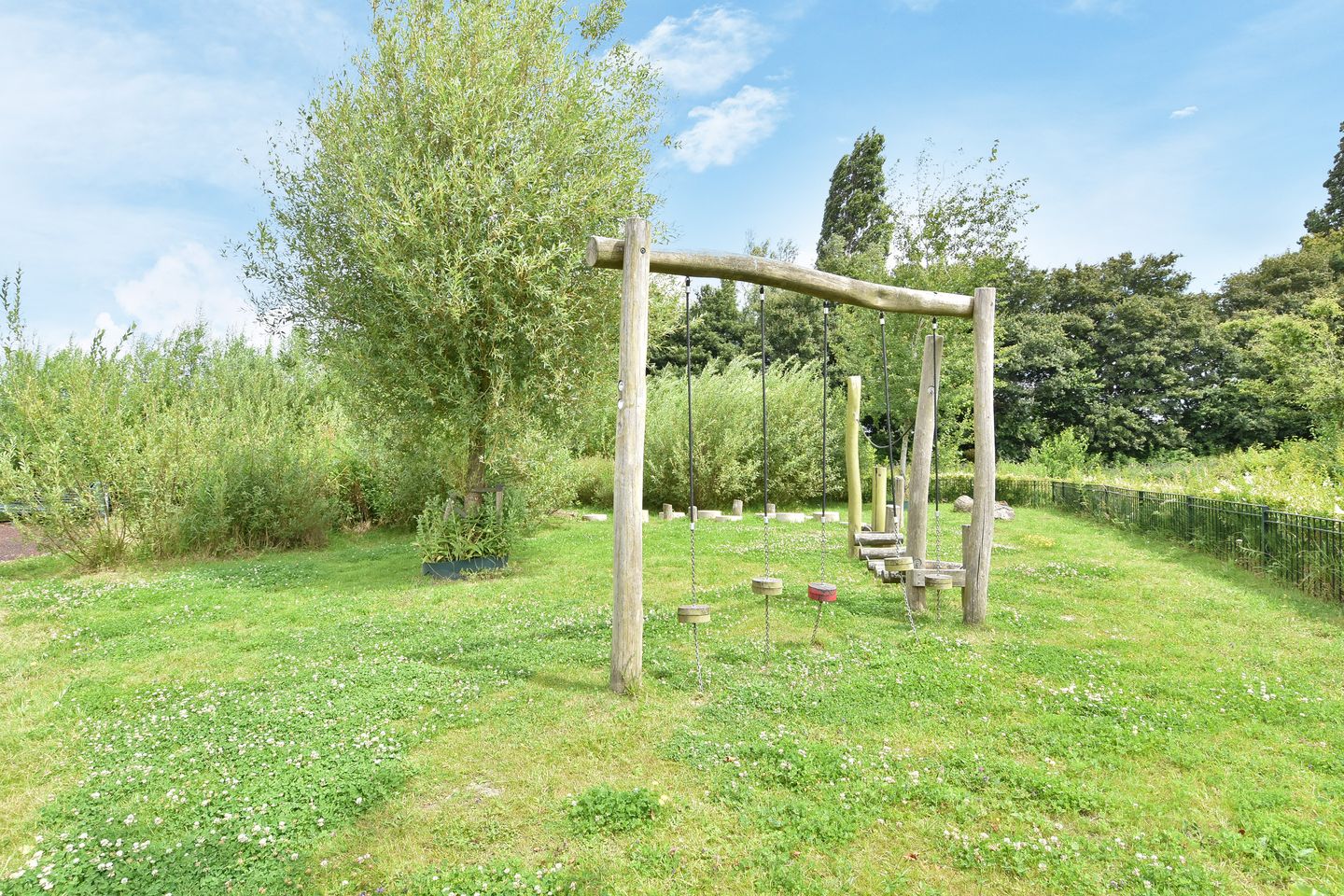 Foto 50 van Dagpauwooglaan 83