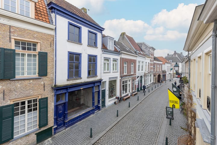 Foto 1 van St. Annastraat 7-A