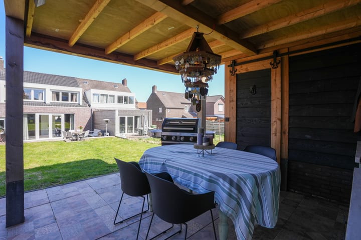 Foto 35 van Jhr. v.d. Maesenstraat 45