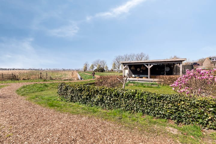 Photo 30 of Roerdompstraat 36