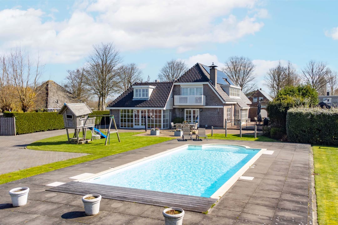 Foto 1 van Middenweg 425