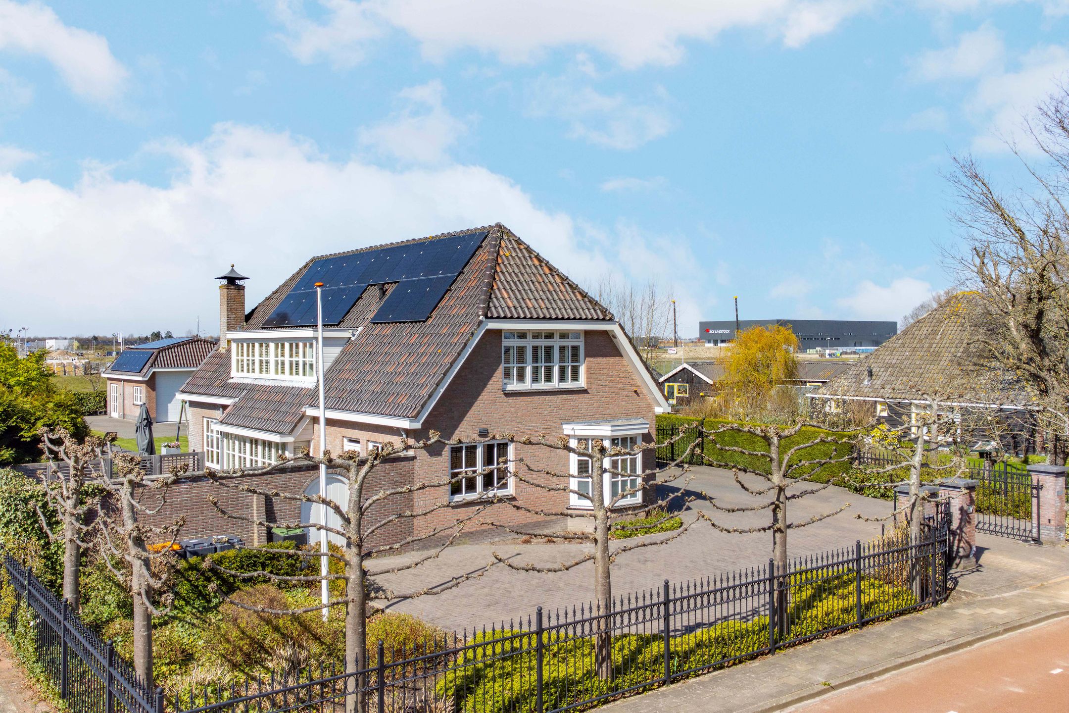 Foto 3 van Middenweg 425