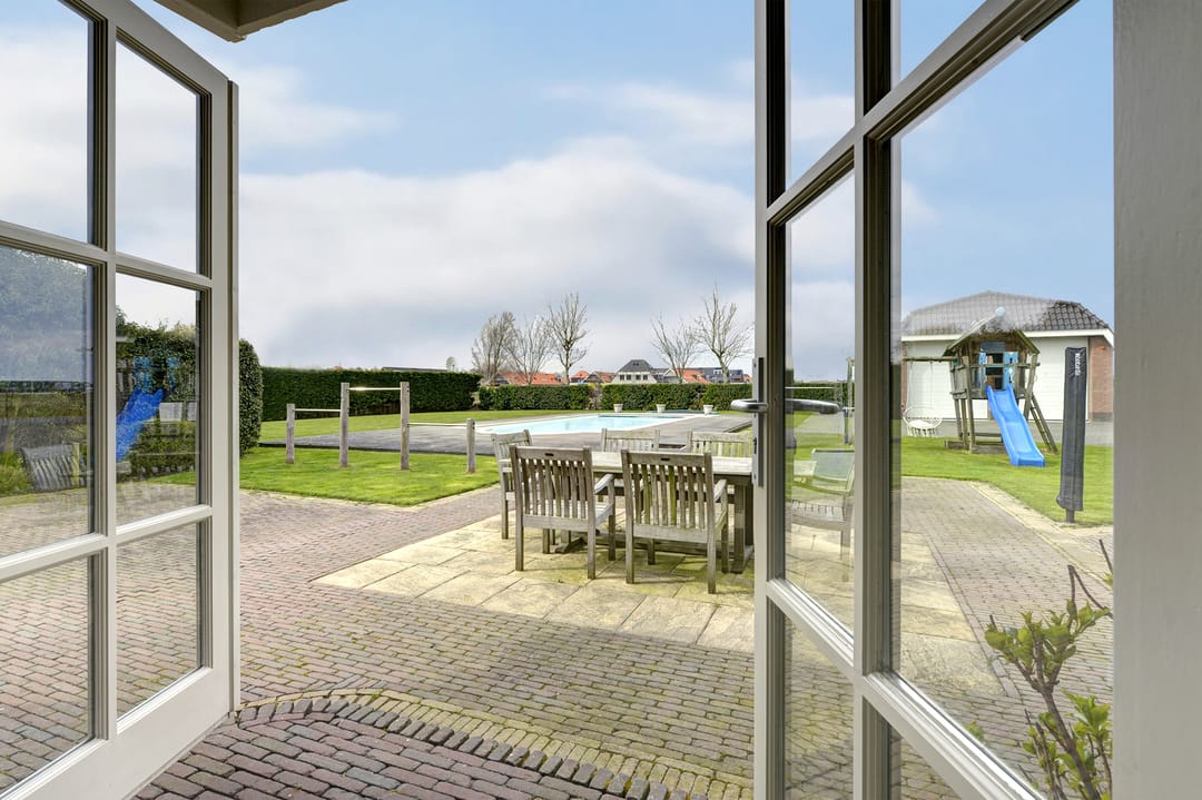 Foto 16 van Middenweg 425