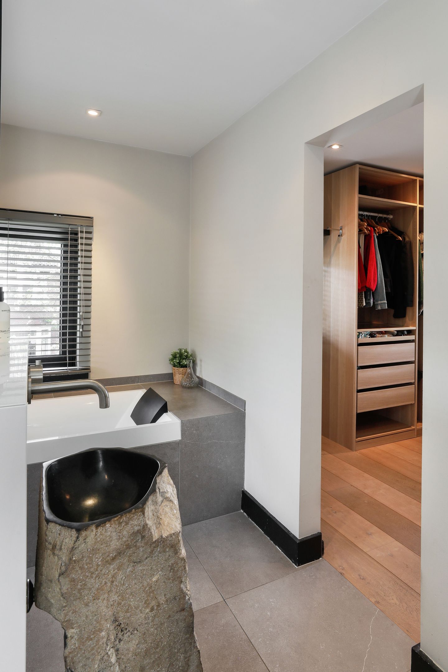 Foto 35 van Hekellaan 10