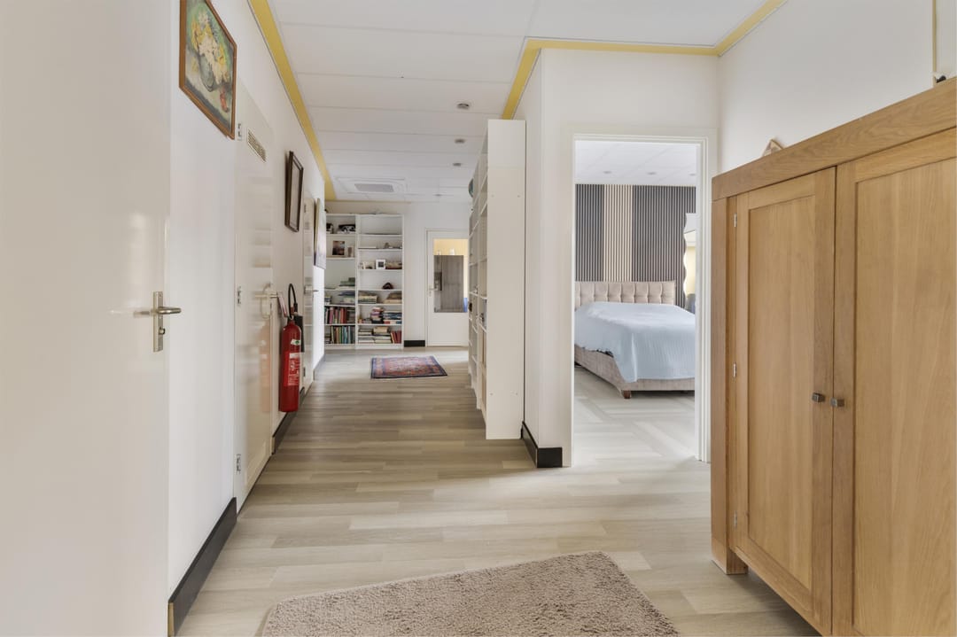 Photo 13 of Haringvlietweg 38